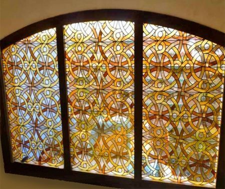 Витражные окна